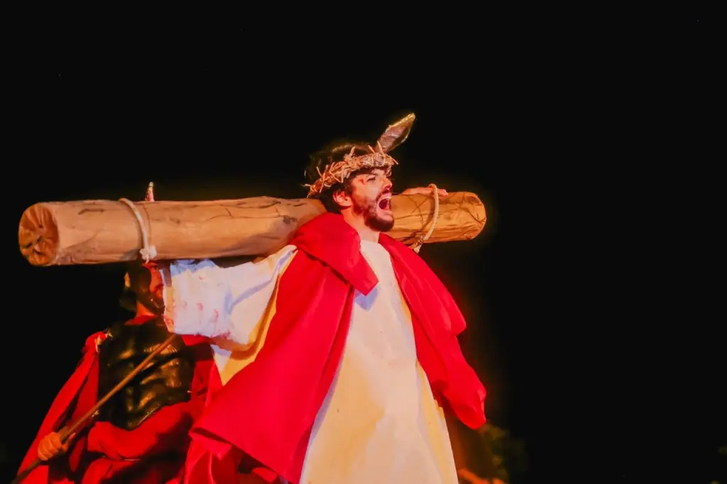 Emoção e Gratidão: Artistas Falam sobre a Paixão de Cristo em João Pessoa no Dia do Teatro”