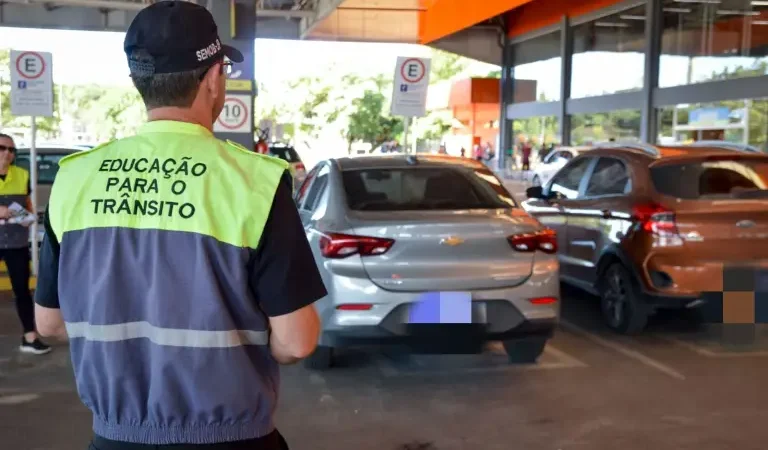 Semob-JP realiza ações educativas em vias públicas, escolas e supermercados durante toda a semana