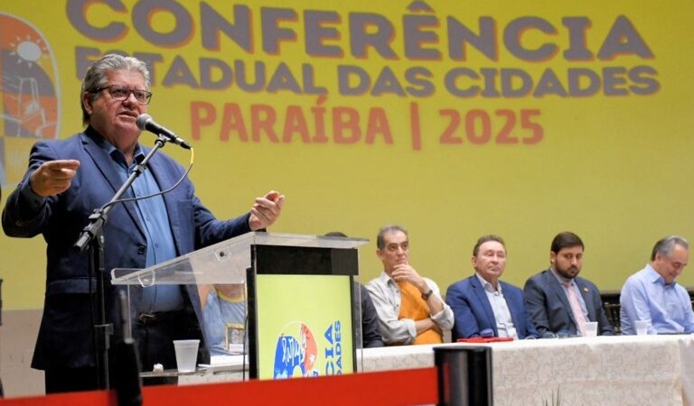 João Azevêdo destaca investimentos nos municípios em abertura da 6ª Conferência Estadual das Cidades
