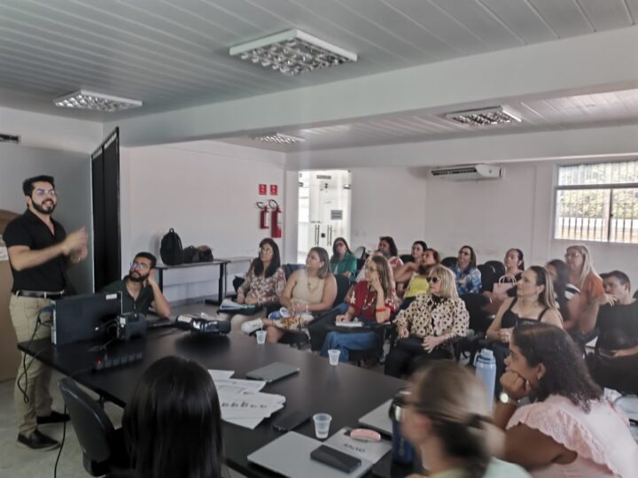 Prefeitura realiza reunião de alinhamento sobre vacinação e fluxos nas salas de vacina da rede municipal